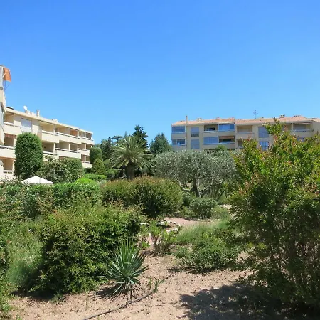 Joli Studio A Front De Mer Saint-Raphaël Exterior foto